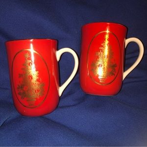Otagiri‎ Japan set of 2 Gibson Christmas tree red mug cup